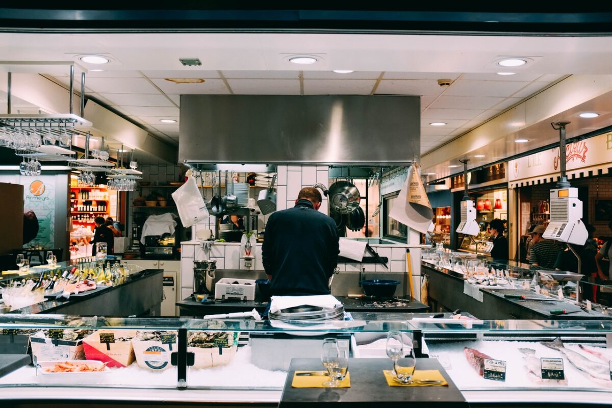 Kühltheke in der Gastronomie